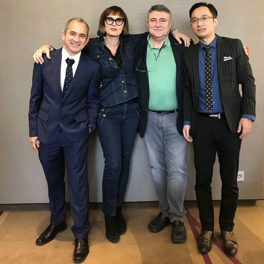 黃安華主任與Prof. Martinez、Dr.Paolape der zoli、Dr.Ottaviano Tapparo.jpeg